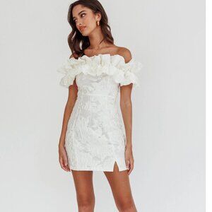 Memoire Off-Shoulder Textured Mini Dress White - Selfie Leslie